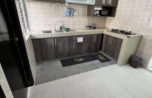 Kampung Bukit Depu House | AisyZ Homestay