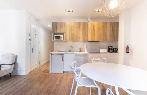 Castanos Apartment | AITITE