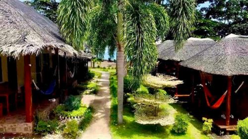 Dauin Resort | AivyMaes Divers Resort