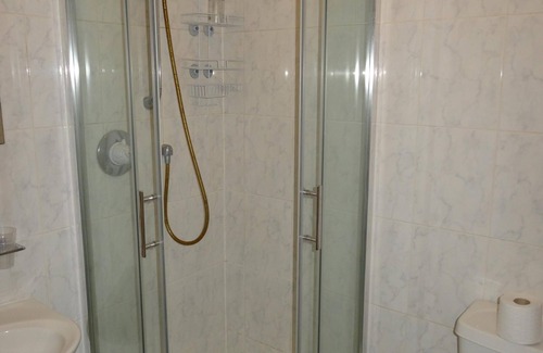 Slough Bed & Breakfast | AJ Lodge