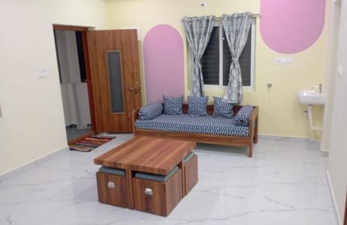 Tiruchanur House | AJ srinivasa HOMESTAY
