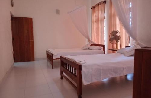 Anniwatta House | Ajanthas' Homestay
