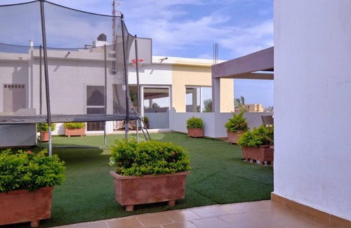 Dakar Apartment | Ajjana Palace: Gym, Rooftop, Massage Room, Pool