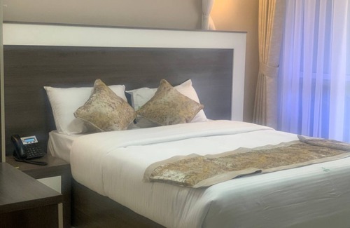 Ibanda Hotel | AK Gardens Hotel