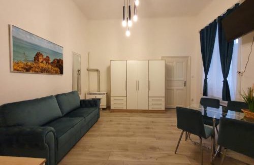 Erzsebetvaros Apartment | AKACFA Sweet Home