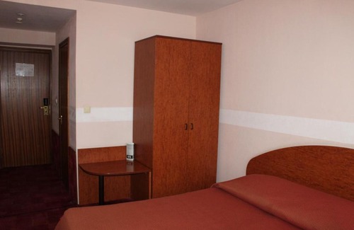 Yakimanka Hotel | Akademicheskaya Hotel