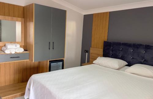 Seferihisar Hotel | Akarca Elite Pansiyon