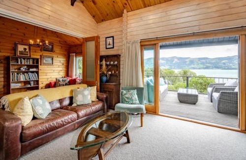 Akaroa House | Akaroa Oceanview Home