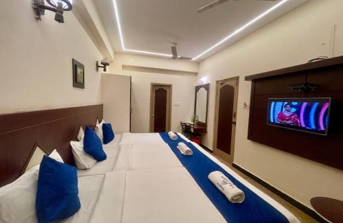Kanchipuram Hotel | AKG Lodge