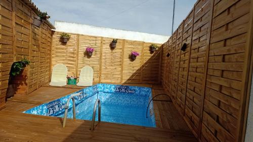Ledana House | AKI ME QUEDO