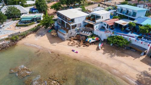 Koh Lan Villa | Akina Beach Resort KohLarn อกินะบีช รีสอร์ทเกาะล้าน