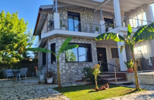 Nea Mesagkala House | Akis house