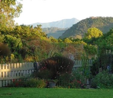 Sedgefield House | Akkerhuys Guest House & Tours