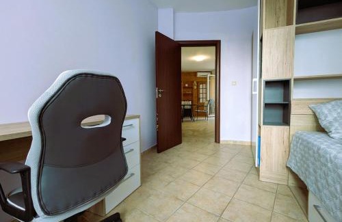 Sozopol Apartment | Akrotiri 2BR Apartment