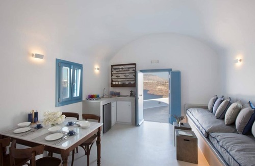 Akrotiri House | Akrotiri Cove villa