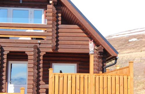 Akureyri House | Akureyri Log Cottage