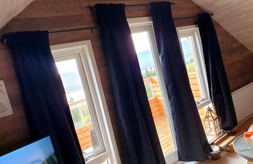 Akureyri Apartment | Akureyri Loghouse