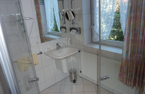 Harpstedt Hotel | AKZENT Hotel Zur Wasserburg , bed & breakfast
