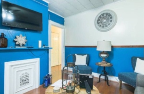 East New York Apartment | AL and Toms Place
