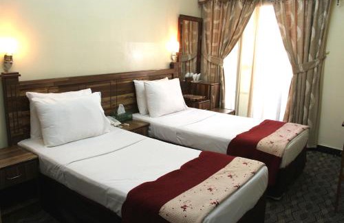 Al Sabkha Hotel | Al Arraf Hotel