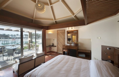 Sitra Hotel | Al Bander Hotel & Resort