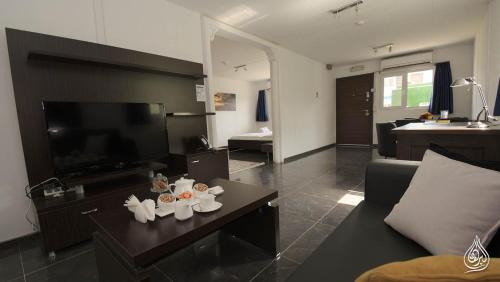 Kadhimiyah Hotel | Al-Burhan Hotel