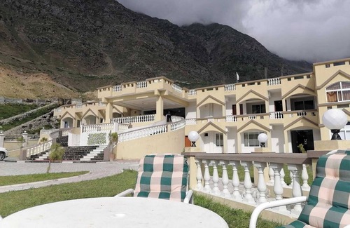 Kohistan Hotel | Al-Cazar Fort