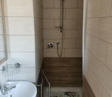 Montefiascone Hostel | Al Centesimo Chilometro - Ristoro del Pellegrino