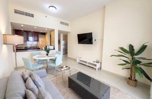 Al Hamra Village Apartment | Al Hamra Village Blue Collection Holiday Homes