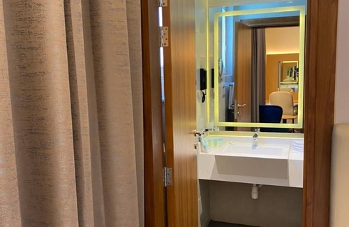 Al Qasimia Hotel | Al Hayat Hotel