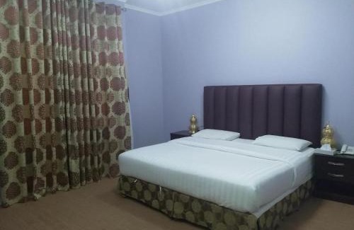 Buraimi Hotel | Al Jimi Plaza Hotel