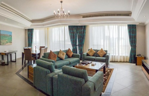 Al Majaz Apartment | Al Majaz Premiere Hotel Apartments