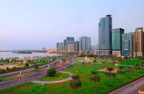 Al Majaz Apartment | Al Majaz Premiere Hotel Apartments