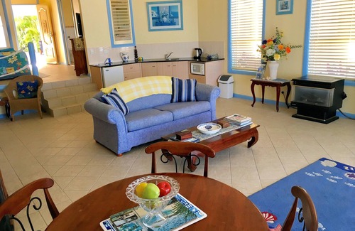 Blue Bay Apartment | Al Mare Beachfront Retreat