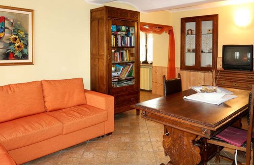 Camerano Casasco Apartment | Al Mobile Antico