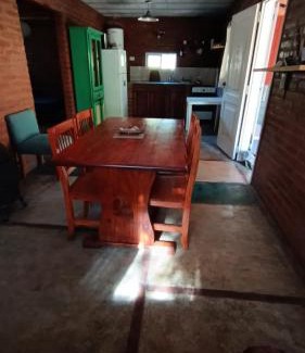 Los Hornillos House | Al pie del cerro
