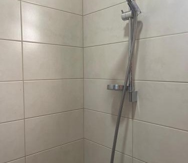 Jannusan Apartment | Al Qalah flats