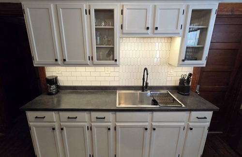 Hartford Apartment | Al's 2-bedroom apartment in Hartford