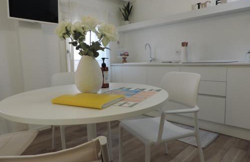 Chioggia Apartment | Al Sagraeto White apartment