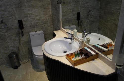 Buraimi Hotel | Al Salam Grand Hotel