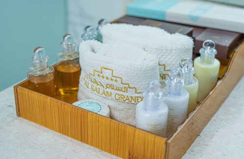 Buraimi Resort | Al Salam Grand Hotel & Resort