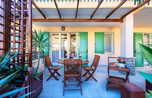 Gardone Riviera Apartment | Al Vittoriale 3 by Wonderful Italy