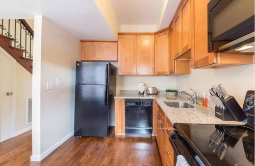 Newhall House | AL2: Mansion of Former Mayor Minutes to SAP Center