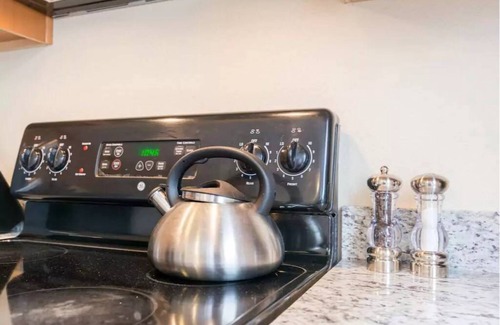 Newhall House | AL2: Mansion of Former Mayor Minutes to SAP Center