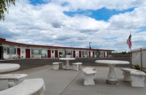 Banks Lake South Hotel | Ala Cozy Motel