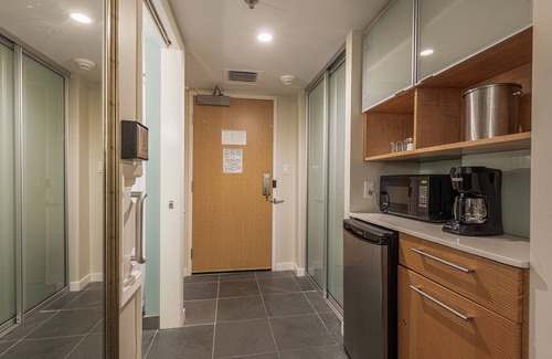 Ala Moana Hotel | Ala Moana Hotelcondo by Luana Vacation Rental