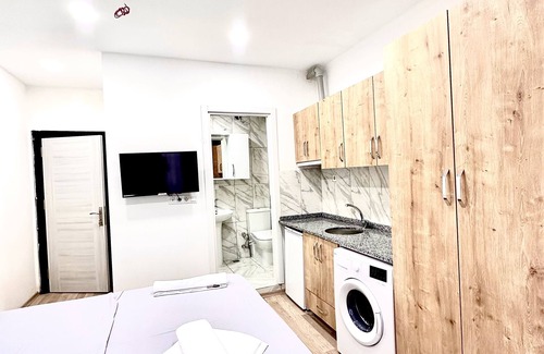 Kumkapi Apartment | Alaca suit