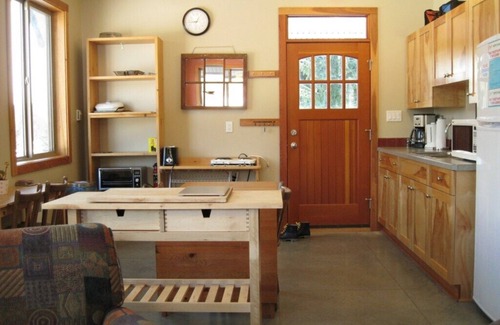Rossland Cabin | Aladar's Cabin is 2 Minutes Drive to Red Resort