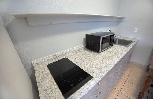 Merritt Island Hotel | Aladdin Motel By OYO Merritt Island