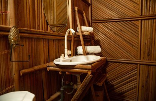 Abomey-Calavi Cabin | Alafia Lodge